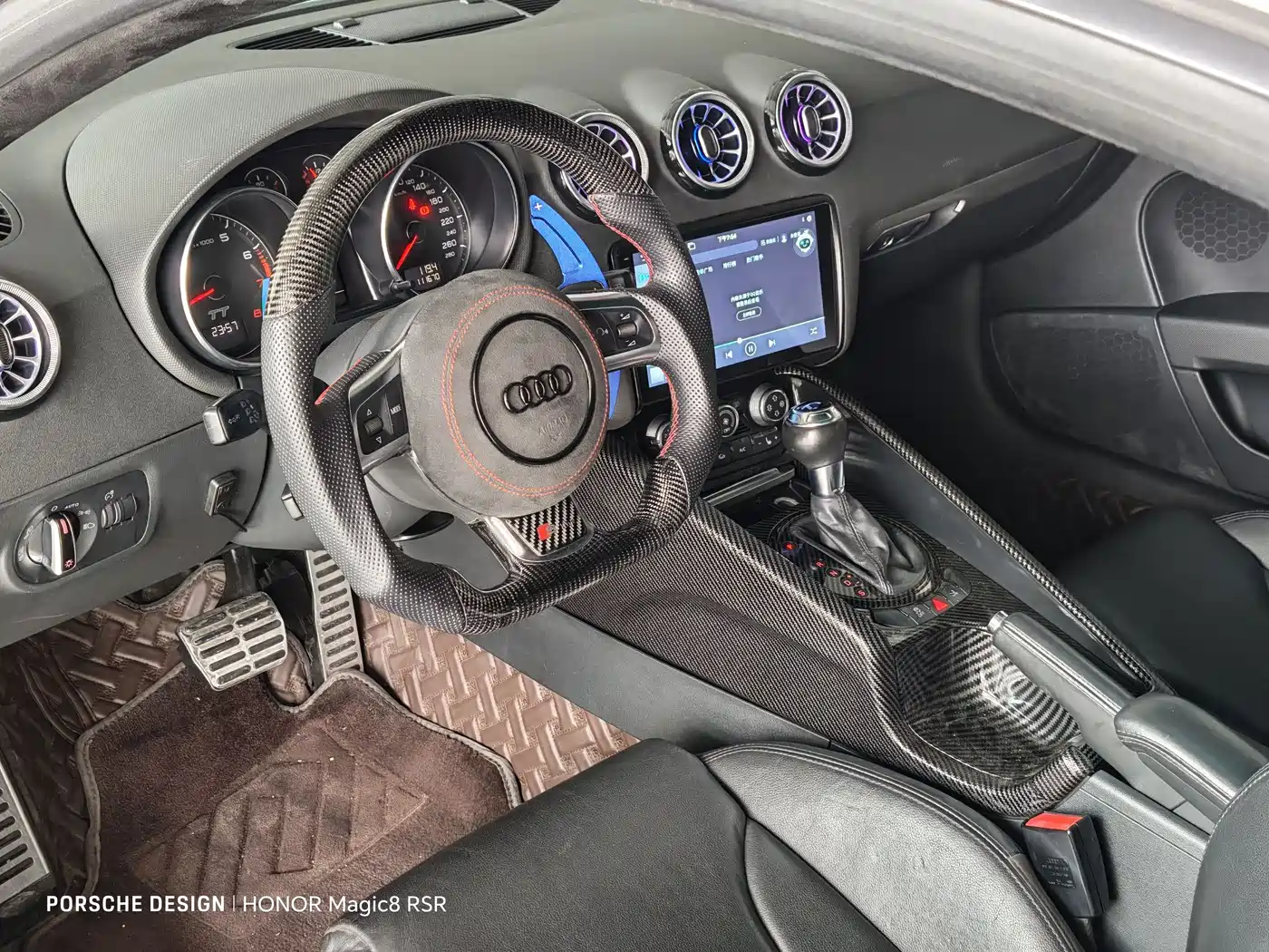 Audi TT 2013 TT Coupe 45 TFSI quattro фото 9