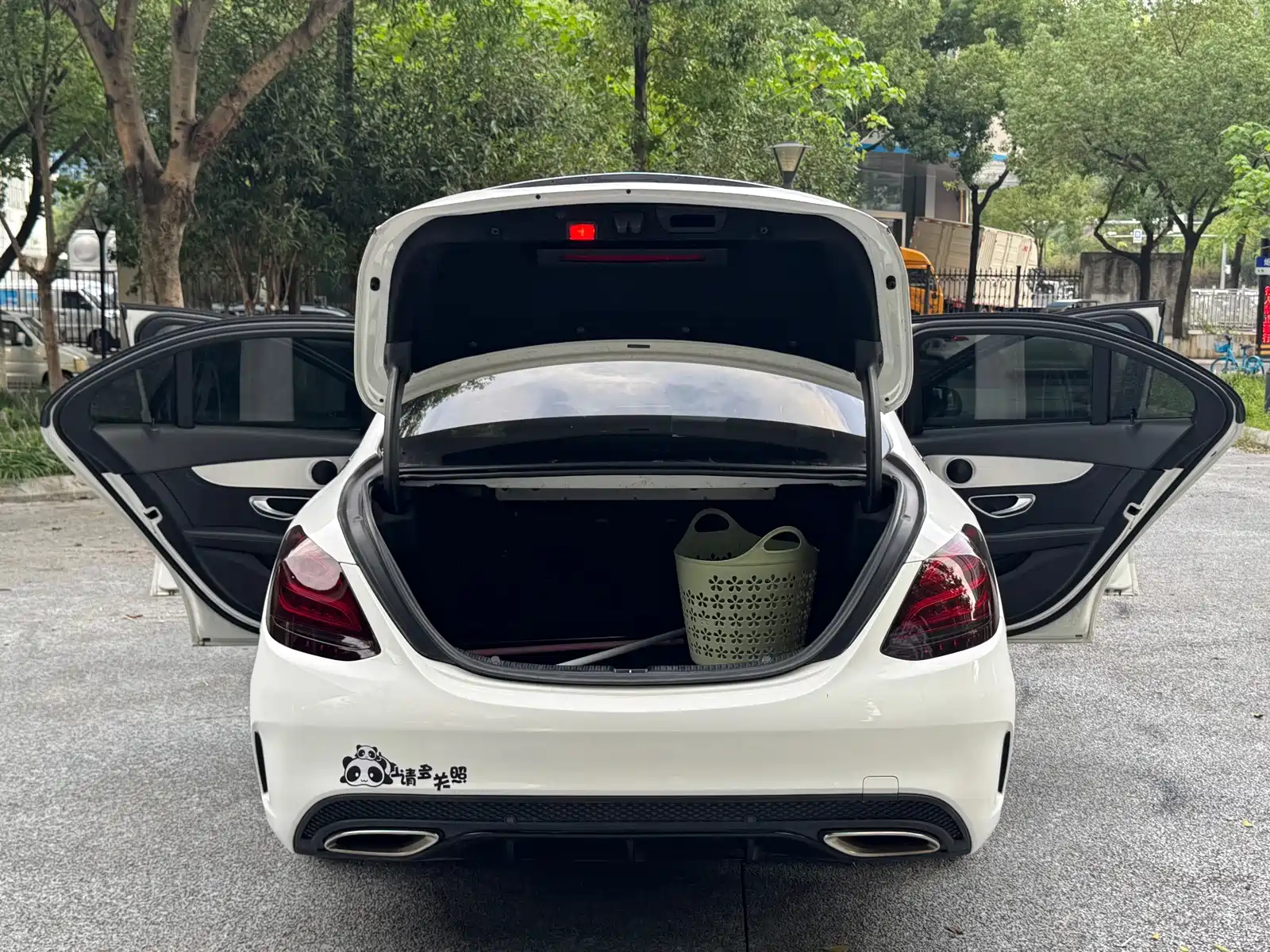 Фото 20 - Mercedes-Benz C-Class