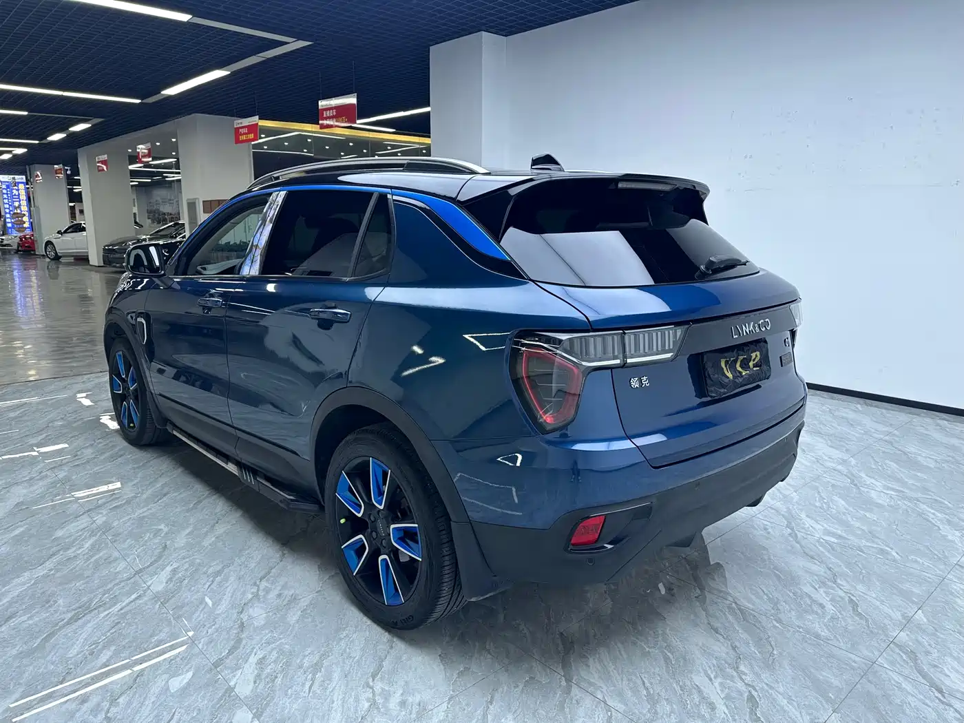 Lynk & Co 01 2019 2.0T 2WD Pro Edition China V фото 7