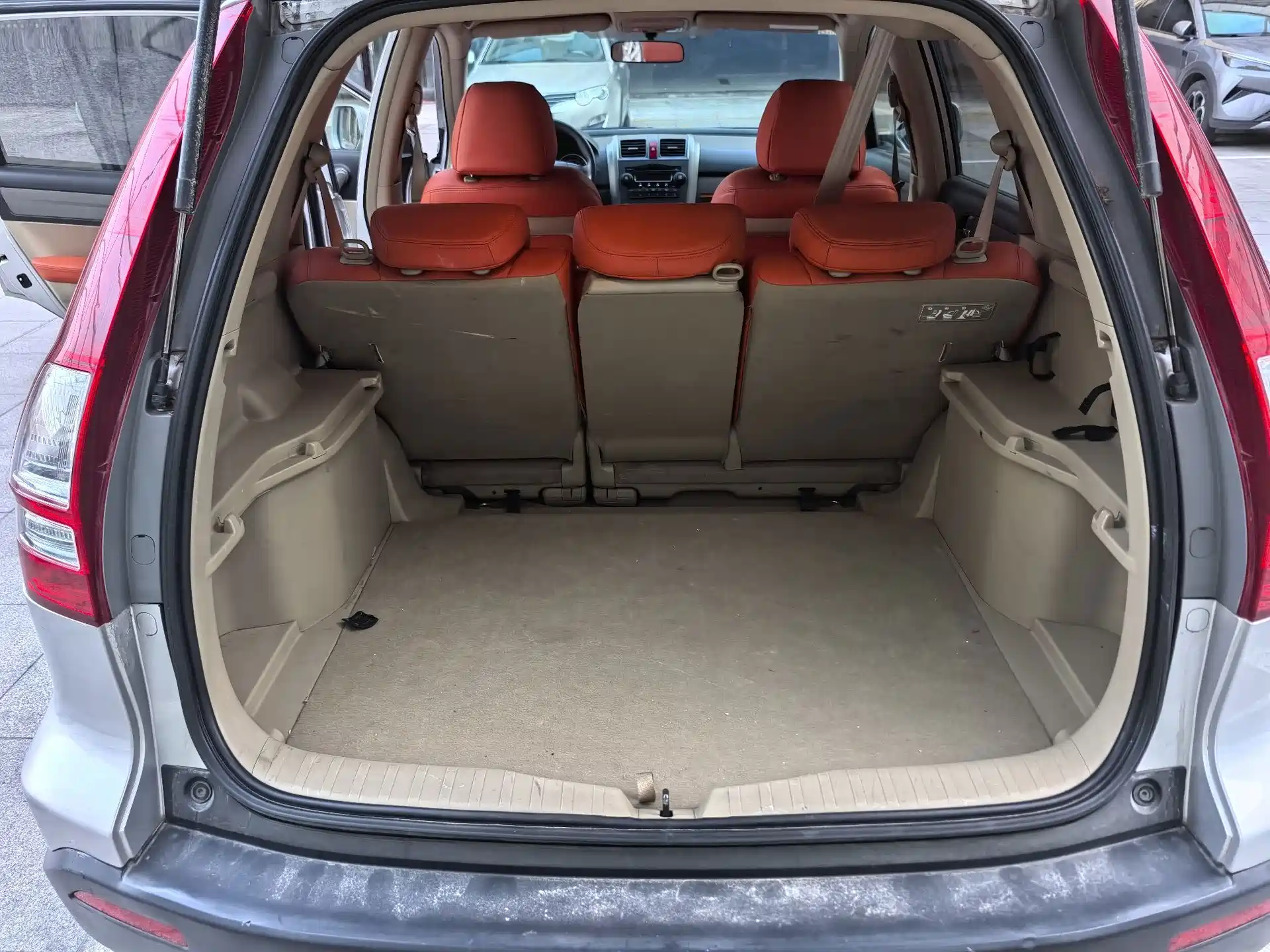 Photo 10 - Honda CR-V