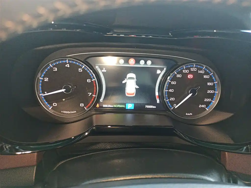 GAC Trumpchi Trumpchi GS8 2017 320T 2WD Luxury Smart Connect (7-seater) фото 8