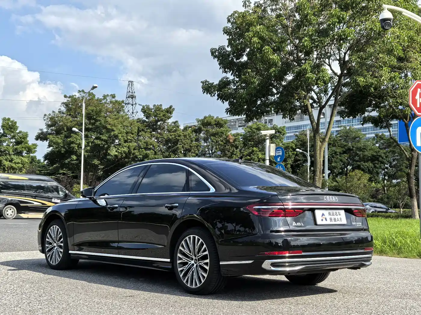 Audi A8 2024 2023 A8L 50 TFSI quattro Exclusive