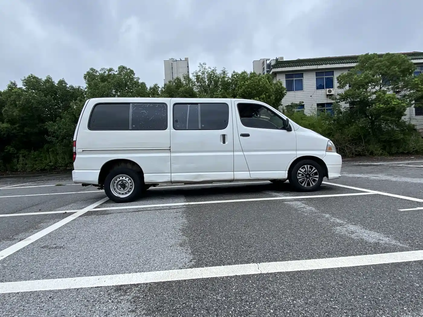 Jinbei Grace 2019 2018 2.0L Express Comfort 7-seater V19