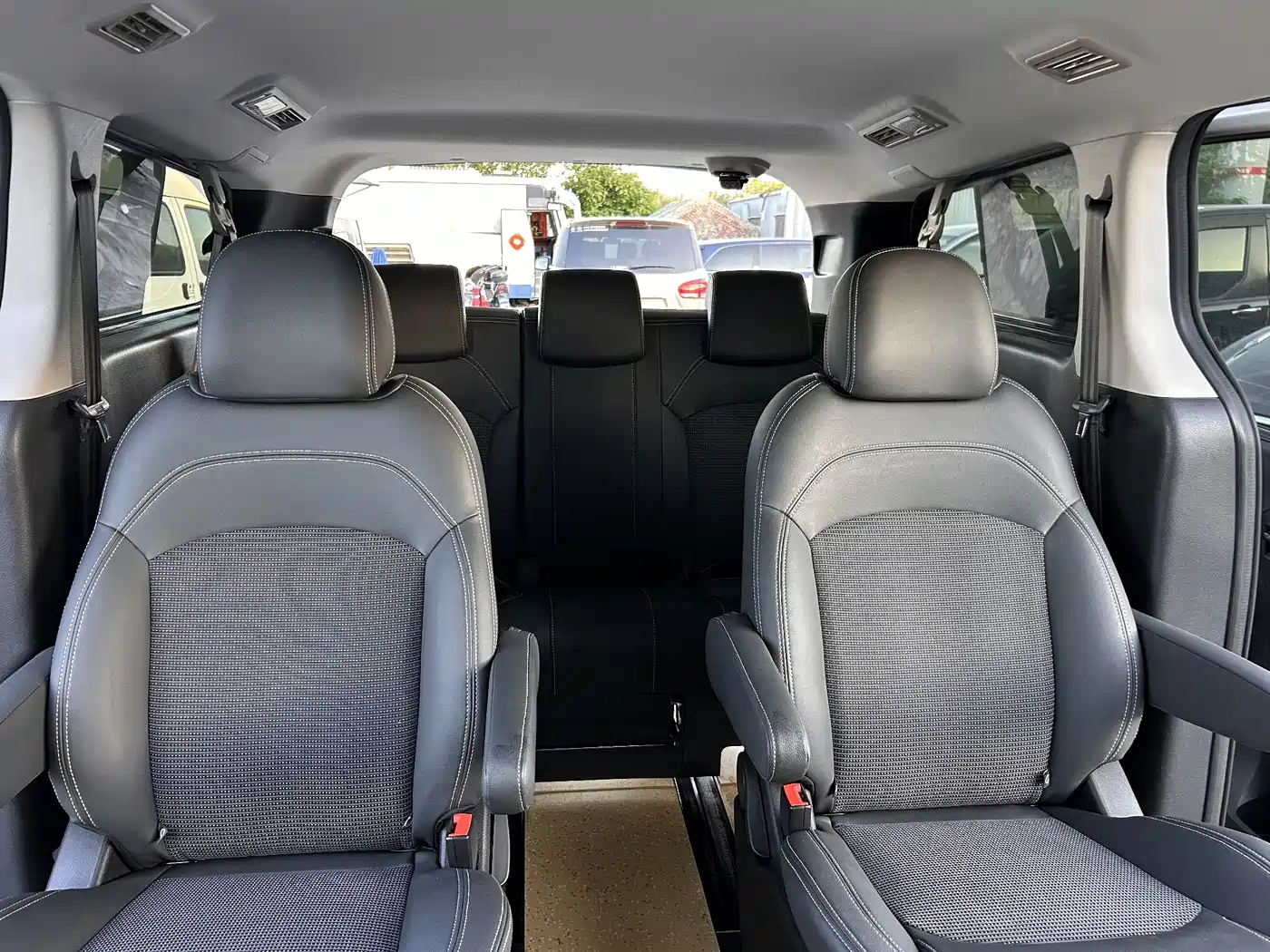 SAIC Maxus Maxus G10 2018 PLUS 2.0T Automatic Elite Edition фото 10