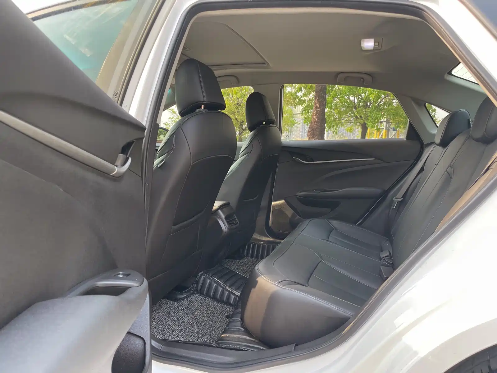 Фото 13 - Buick Excelle