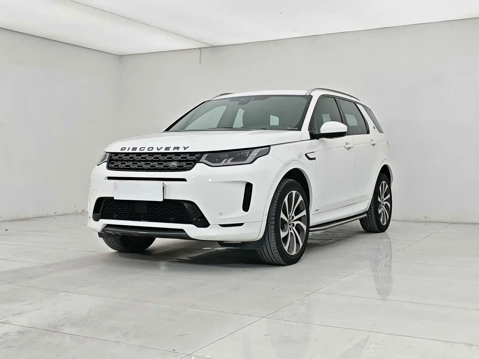 صورة 1 - Land Rover Discovery Sport