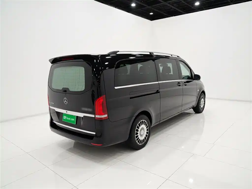 Mercedes-Benz Vito 2018 2.0T Business Edition China VI фото 5