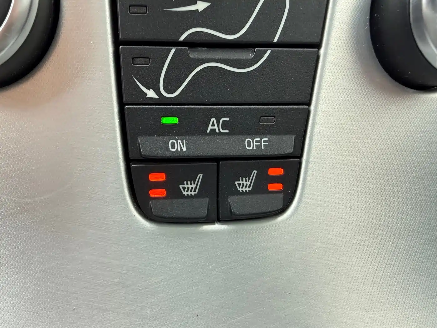 Volvo C30 2013 2012 2.0L Aktiv Dynamic Pack