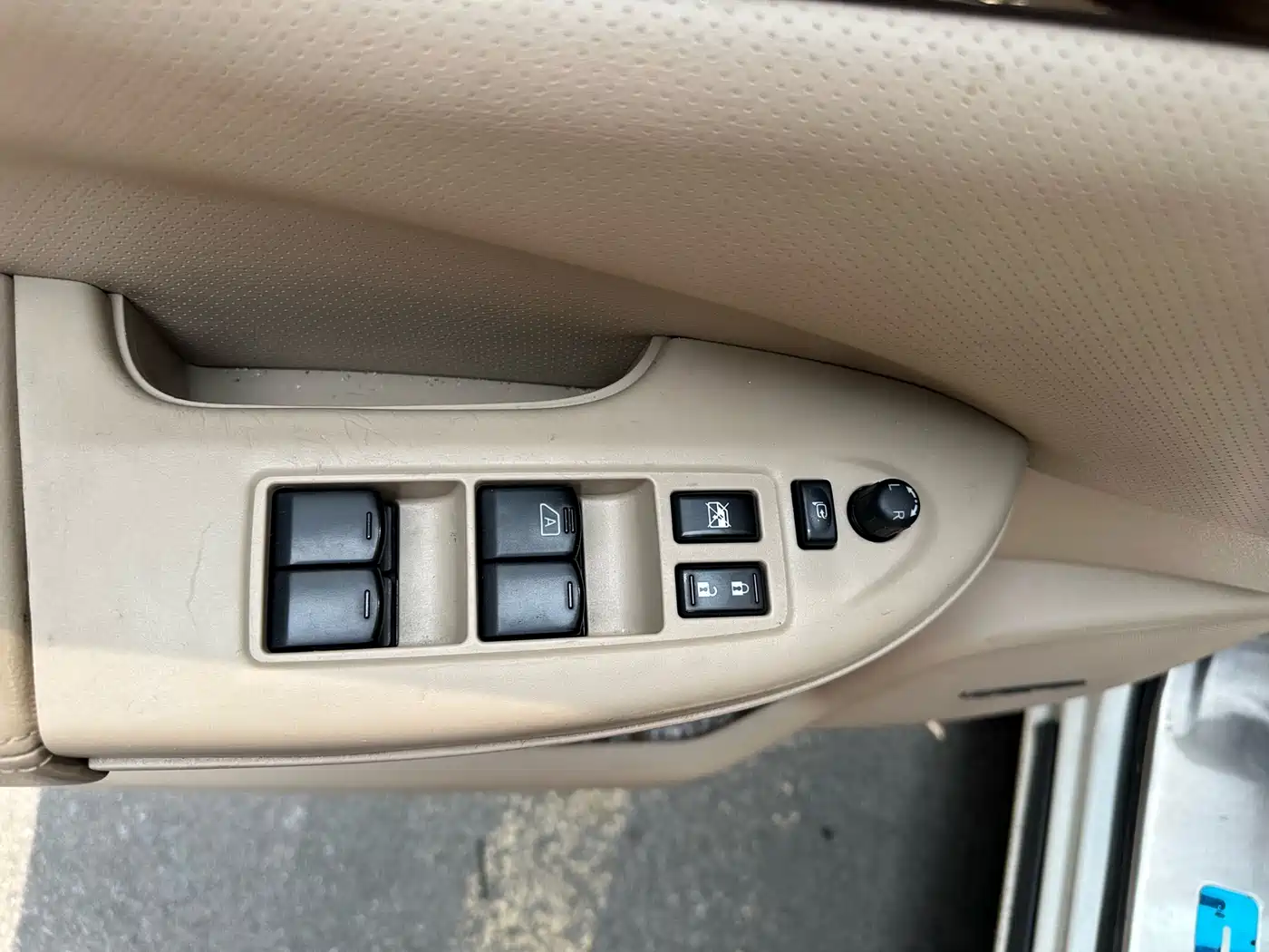 Nissan Quest 2017 2015 3.5L SL