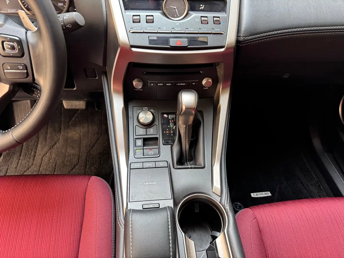 Lexus NX 2020 200 FWD Sharp Edition China VI фото 10