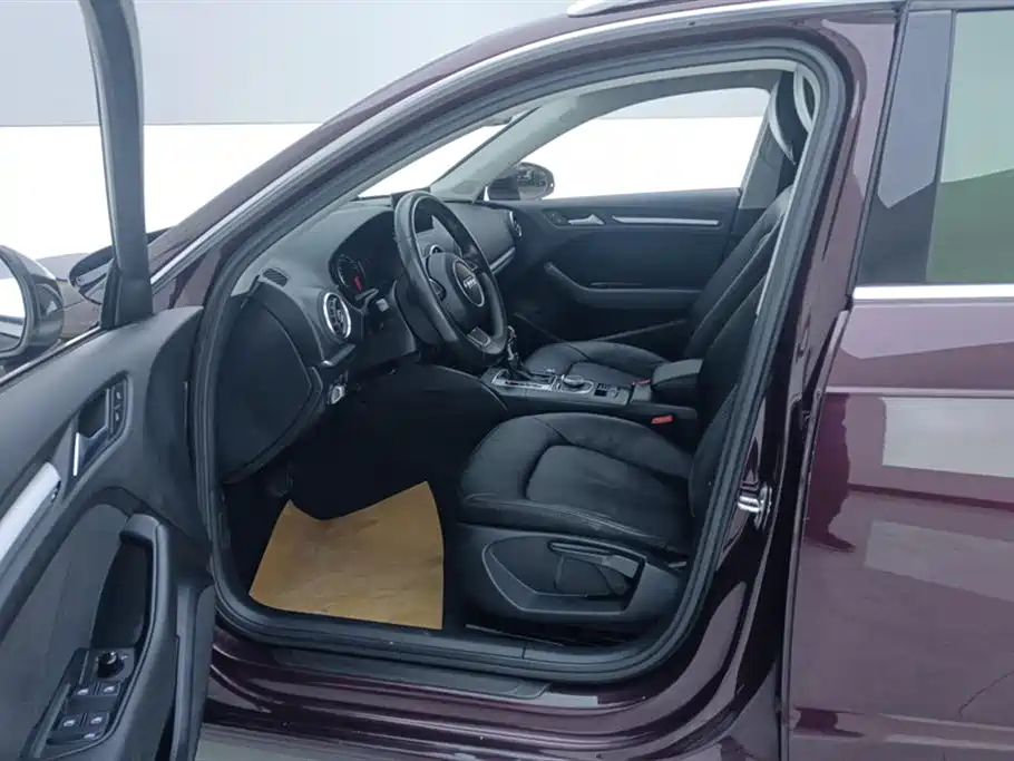 Audi A3 2016 Sportback 35 TFSI Progressive фото 9