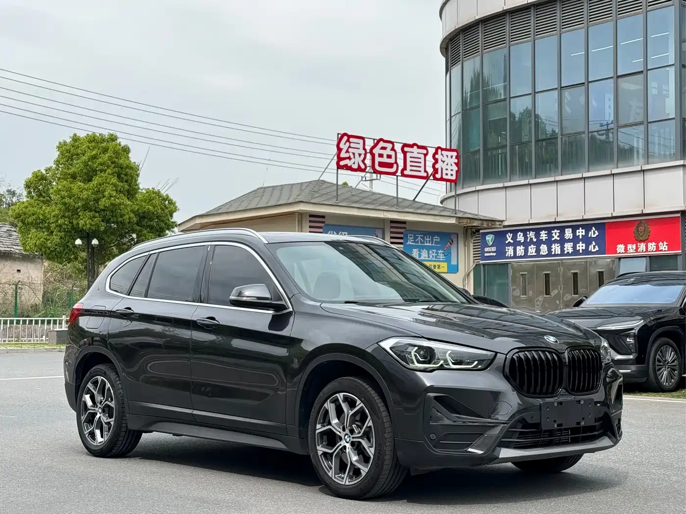 BMW X1 2022 sDrive25Li Leading фото 3