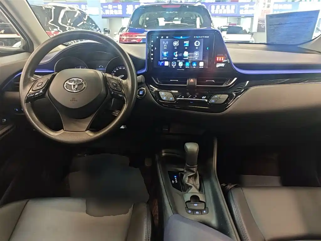 Toyota C-HR 2022 2.0L Leading Edition фото 10