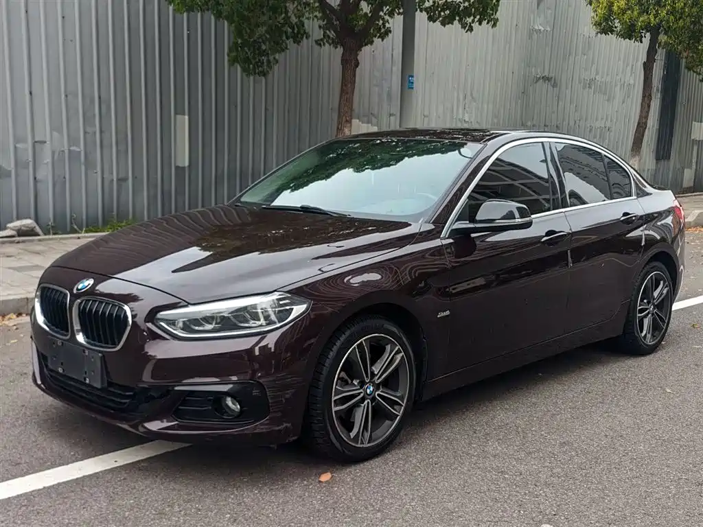 BMW 1 Series 2018 118i Sport Edition