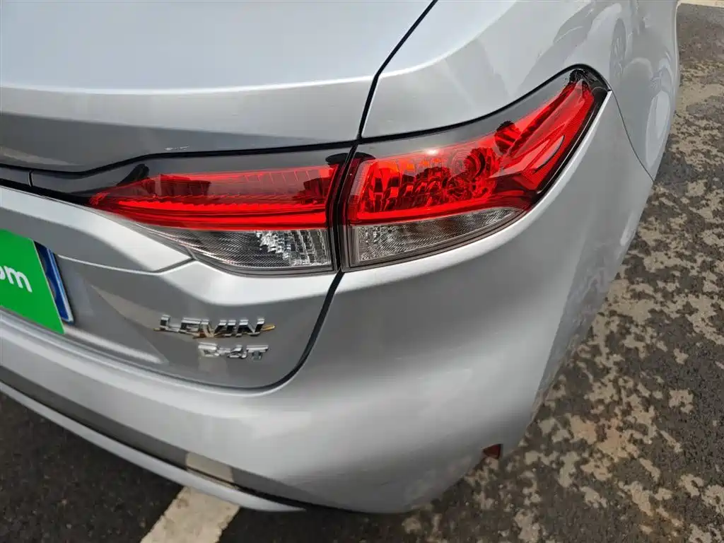 Toyota Levin 2022 185T CVT Luxury Edition фото 24