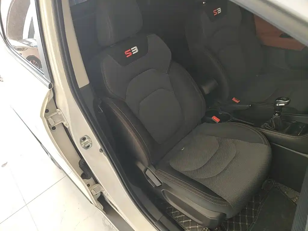 JAC Motors Refine S3 2018 2017 1.5L Manual Luxury
