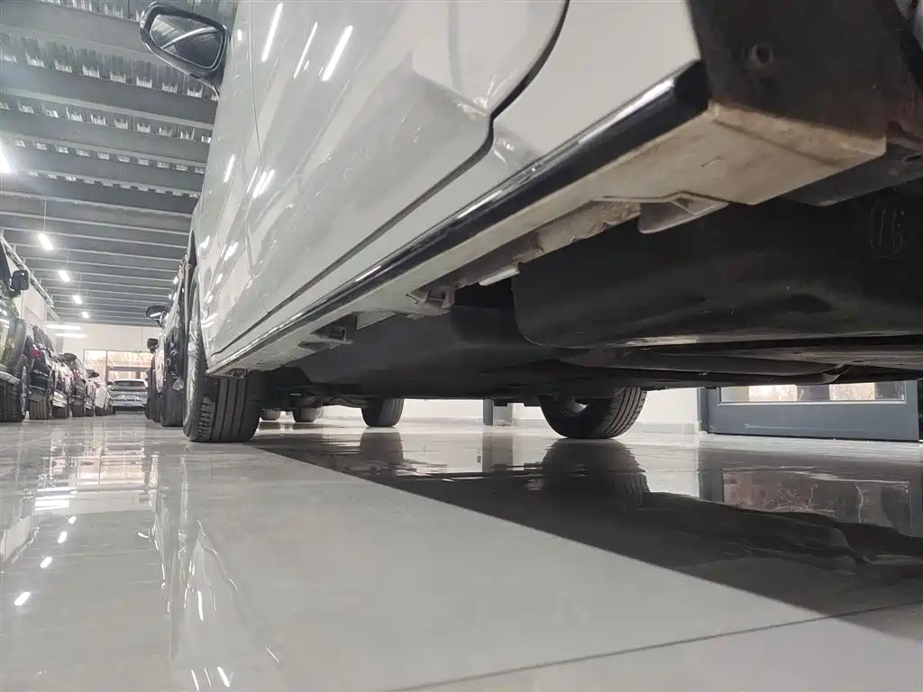 Toyota Sienna 2023 2.5L Hybrid Luxury Edition фото 21