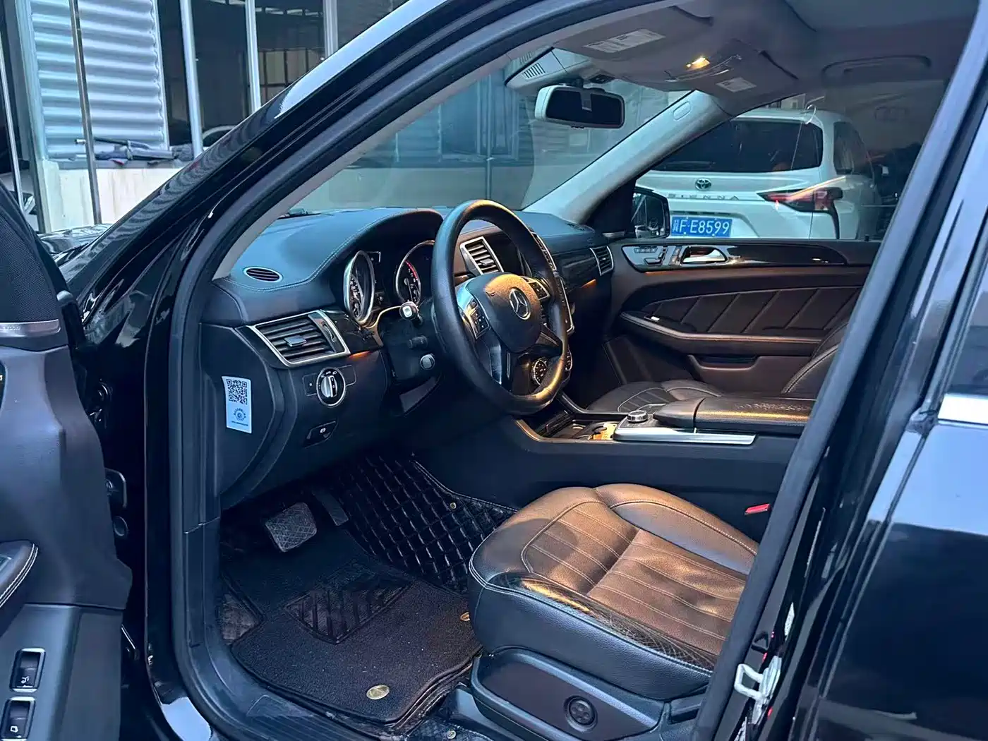 Mercedes-Benz GL-Class 2015 GL 400 4MATIC Luxury фото 3