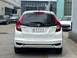 Фото 3 - Honda Fit