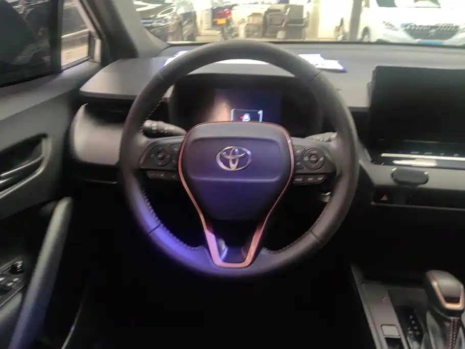 Toyota Corolla Cross 2026 2025 2.0L Pioneer Edition