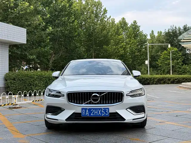 Volvo Volvo S60 2021 T4 Smart Vision Luxury