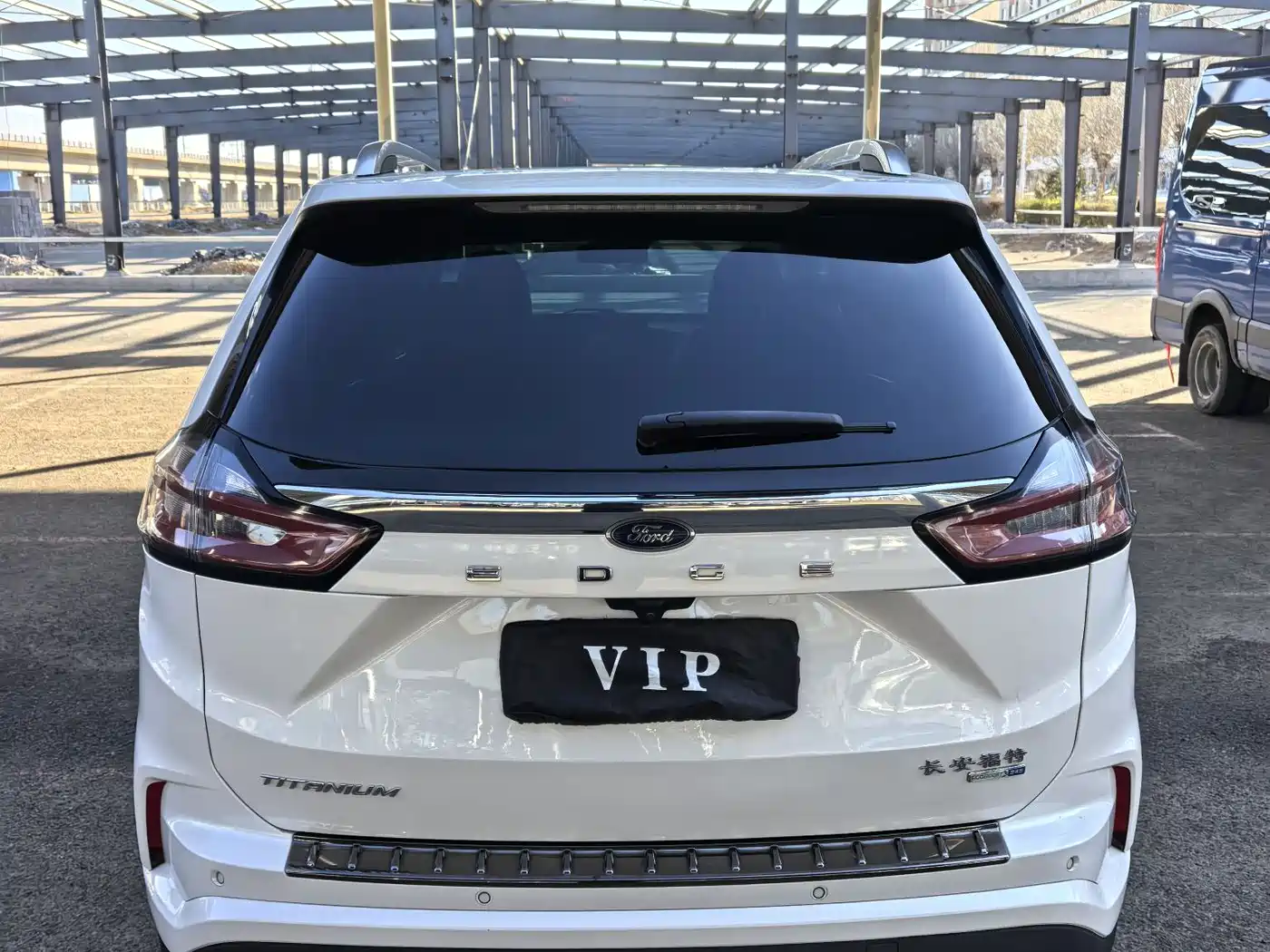 Фото 8 - Ford Edge