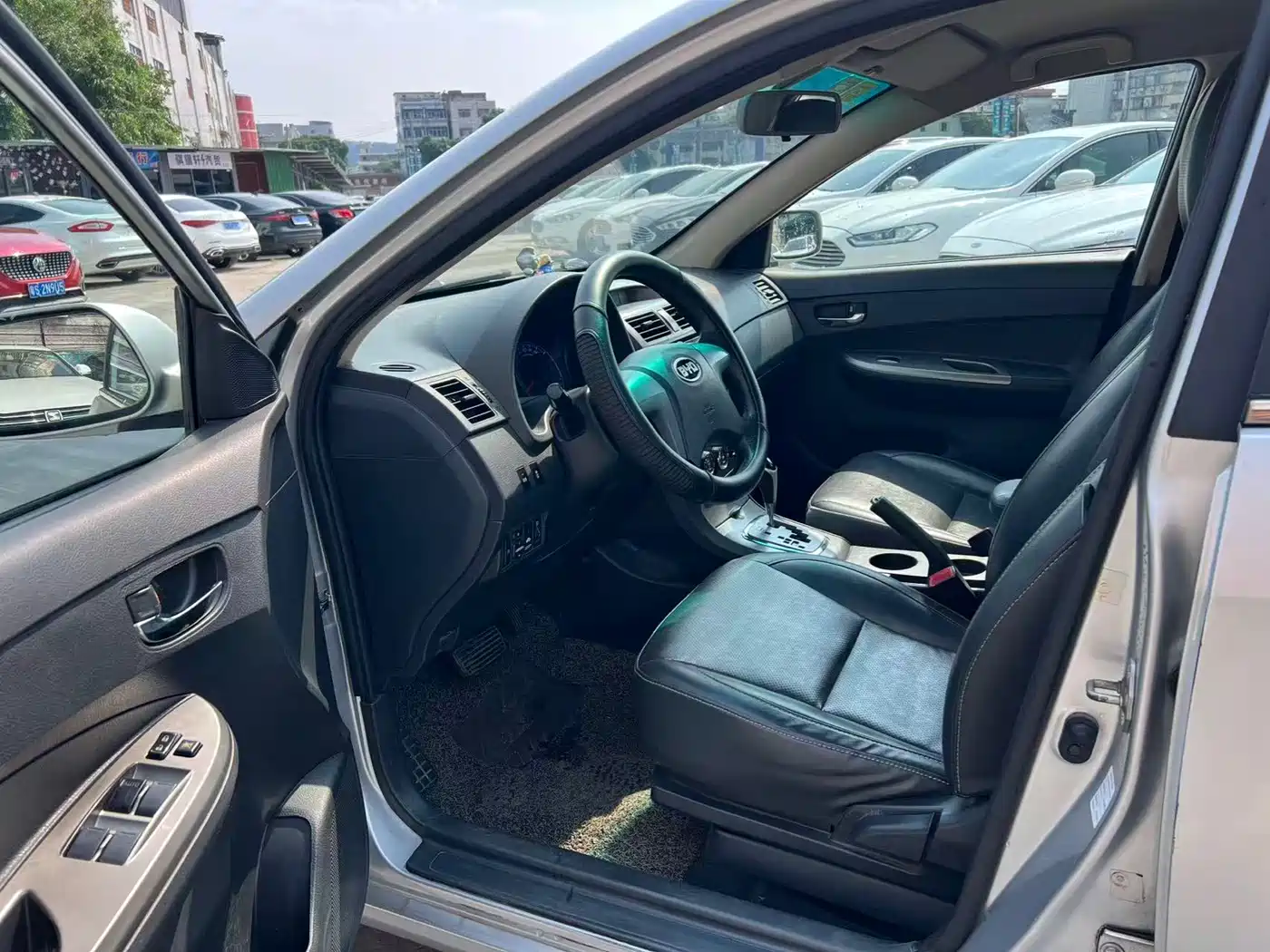 2015 BYD L3