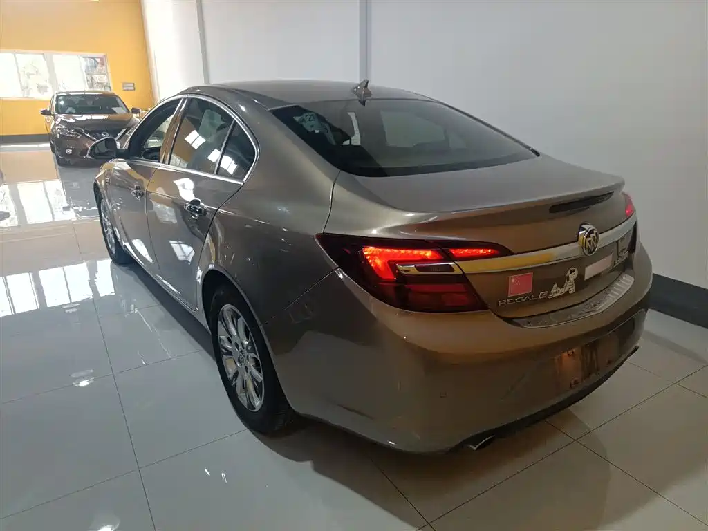 Buick Regal 2014 2.0L Elite Fashion Type фото 23