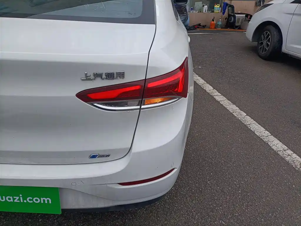 Buick Excelle 2021 Facelift 1.3T Auto Mild Hybrid Elite фото 8
