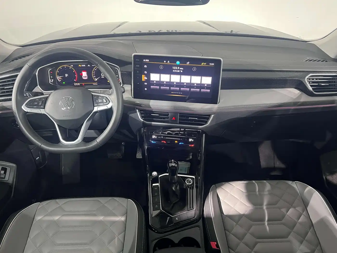 Volkswagen Tayron 2023 330TSI 2WD Luxury Plus Advanced Edition фото 8