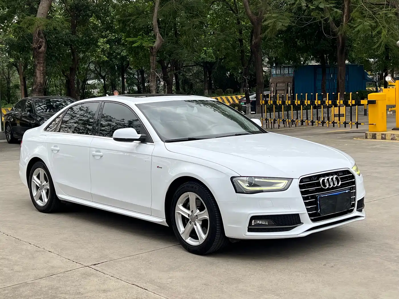 Audi A4L 2015 45 TFSI quattro Individual Sport