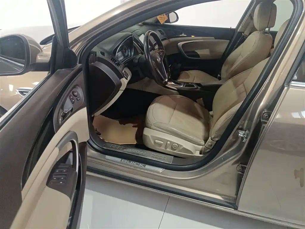 Buick Regal 2014 2.0L Elite Fashion Type фото 12
