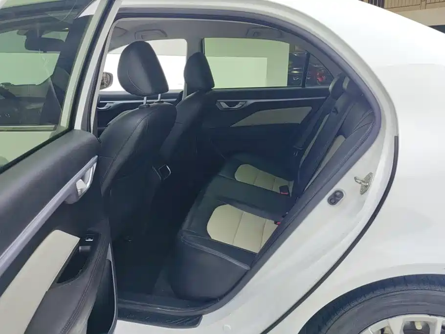 Geely Vision 2020 2019 Upgrade 1.5L CVT Luxury China VI