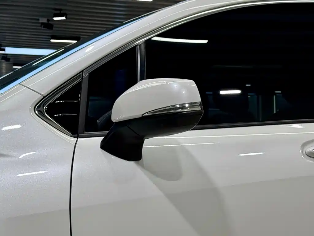 Toyota Granvia 2024 2024 2.5L Hybrid Luxury