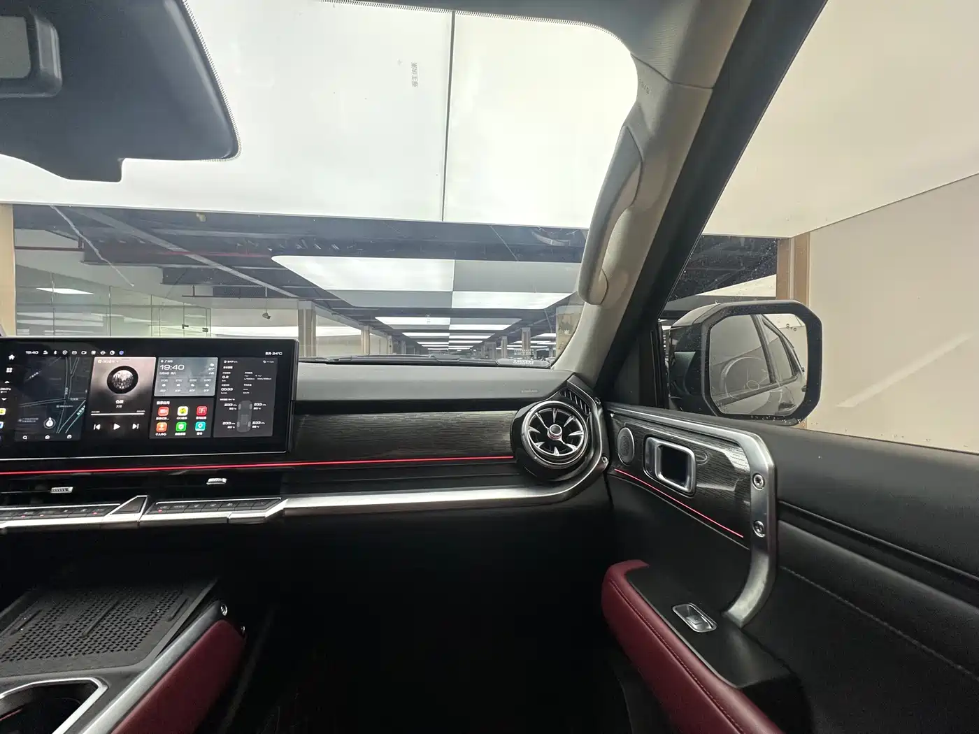 Tank 400 New Energy 2024 Hi4-T Off-Road Edition фото 24