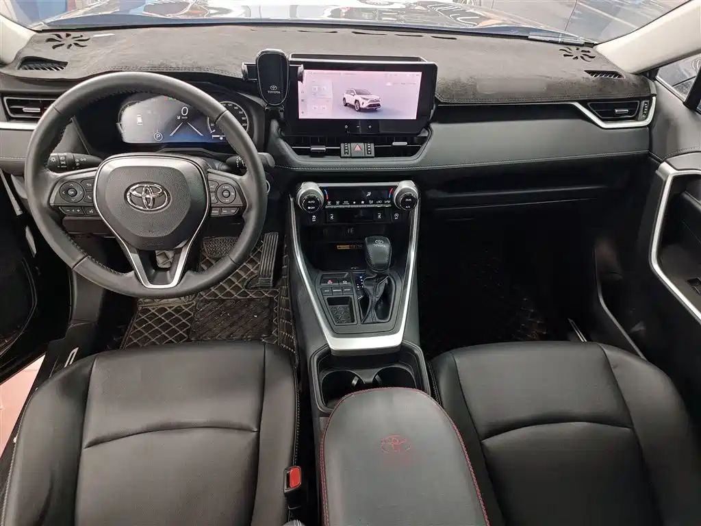 Toyota RAV4 Rongfang 2023 2.0L CVT FWD Style Plus Edition фото 10