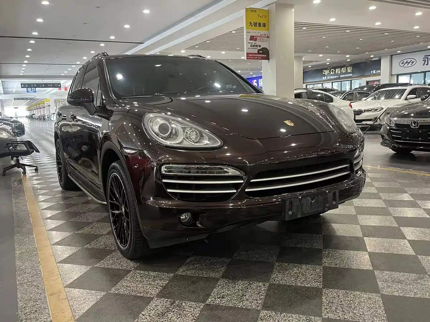 Porsche Cayenne 2011 Cayenne 3.0T фото 3