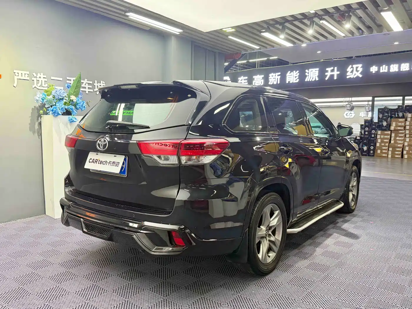 Toyota Highlander 2018 2.0T 2WD Premium 7-seater (China V) фото 14
