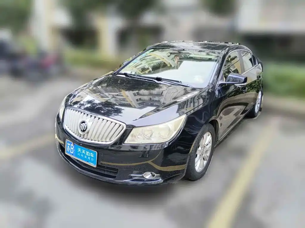 Photo 1 - Buick LaCrosse