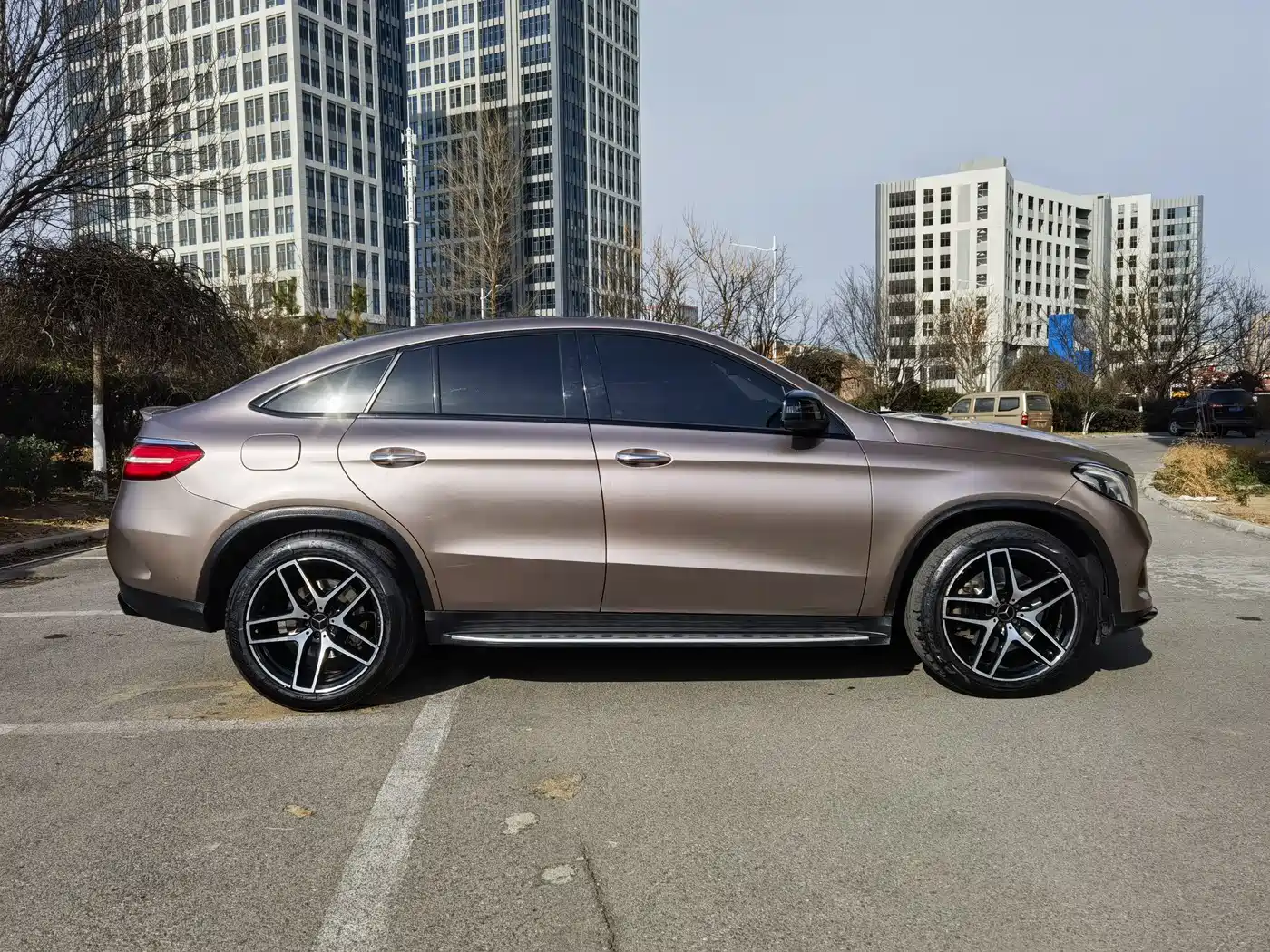 Mercedes-Benz GLE Coupe AMG 2017 AMG GLE 43 4MATIC Coupe SUV фото 6