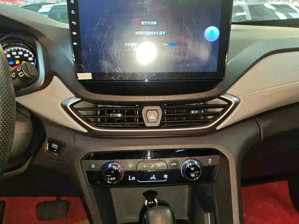 Chevrolet Volando 2019 530T Automatic Power Enjoyment Edition (5+2 seater) China VI фото 5