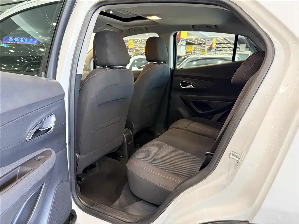 Buick Encore 2015 1.4T Automatic 2WD Urban Elite фото 5