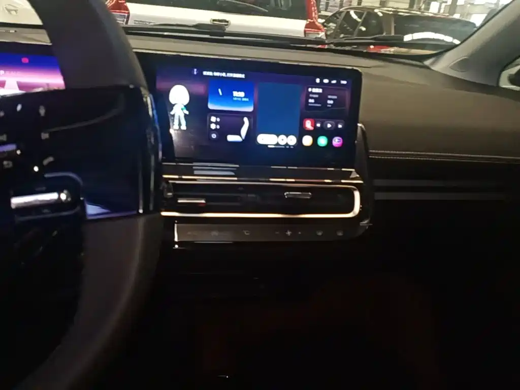 Baojun KiWi EV 2024 2023 Smart Luxury Edition LFP