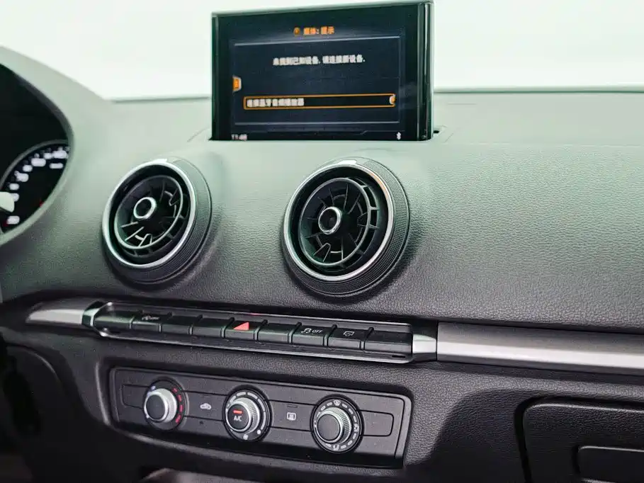Фото 14 - Audi A3