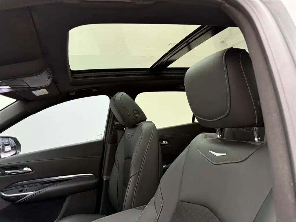 Cadillac XT4 2018 Model 28T 2WD Technology фото 16