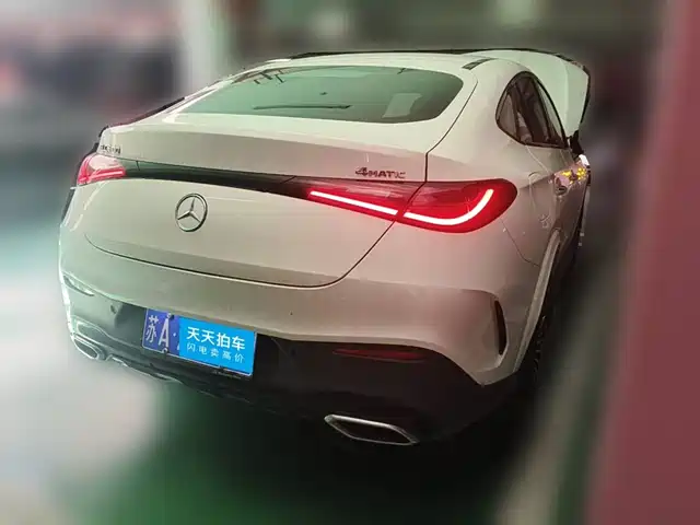 Mercedes-Benz GLC Coupe 2024 Model GLC 300 4MATIC Coupe SUV — фото 2