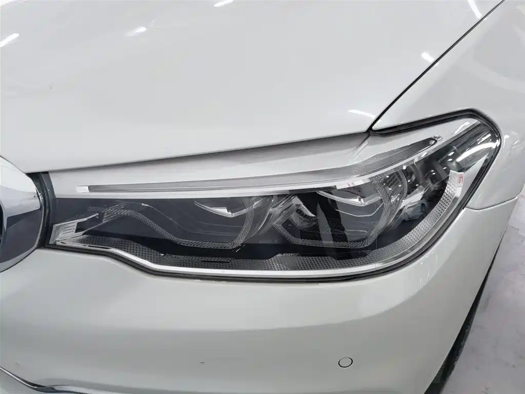 BMW 5 SERIES NEW ENERGY