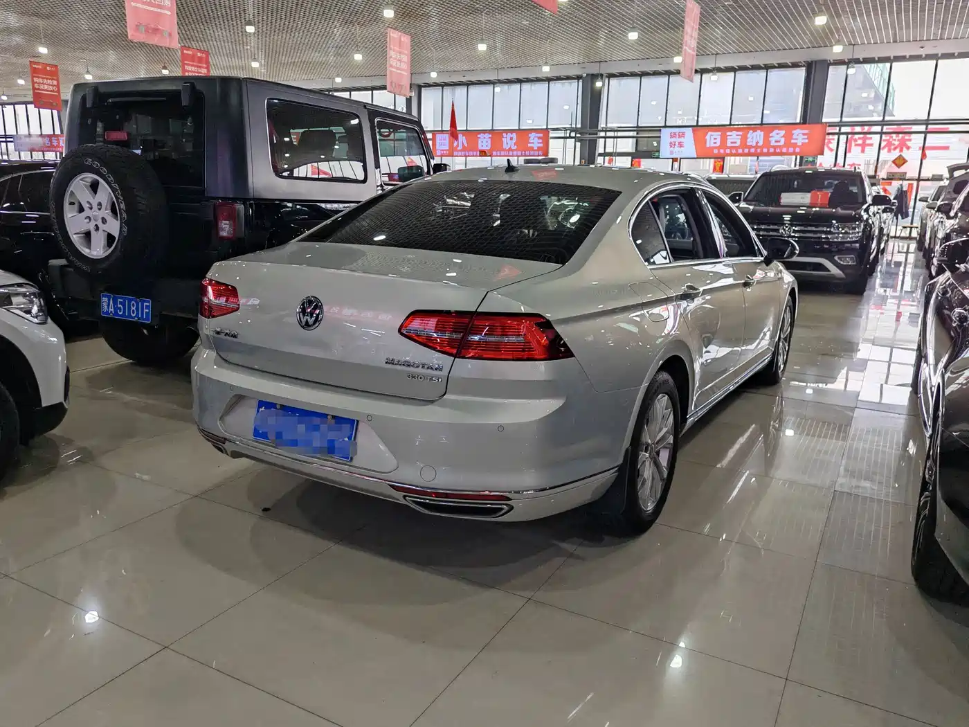 Volkswagen Magotan 2019 330TSI DSG Luxury Class China VI фото 4