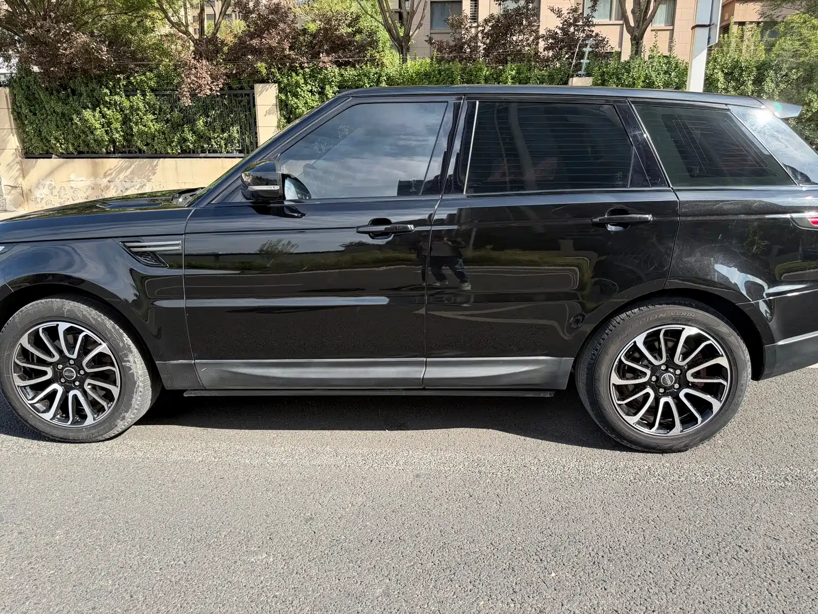 Фото 5 - Land Rover Range Rover Sport