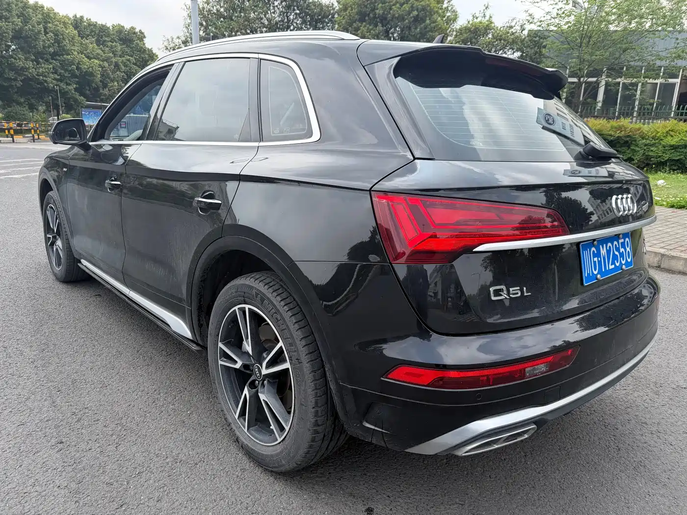 Audi Q5L 2023 40T Fashion Dynamic фото 5